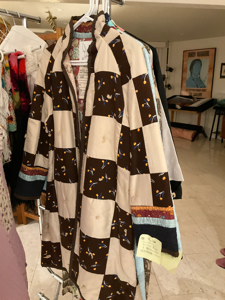 Tulip Printed & Tumbling Blocks Back Quilted Jacket
